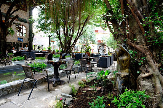 ZIN Huyền Thoại Cafe 