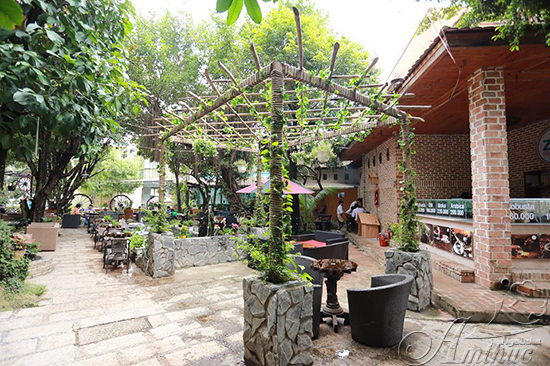 ZIN Huyền Thoại Cafe 