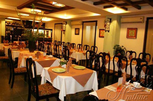 Nhà hàng Bạch Dương - La Taverne